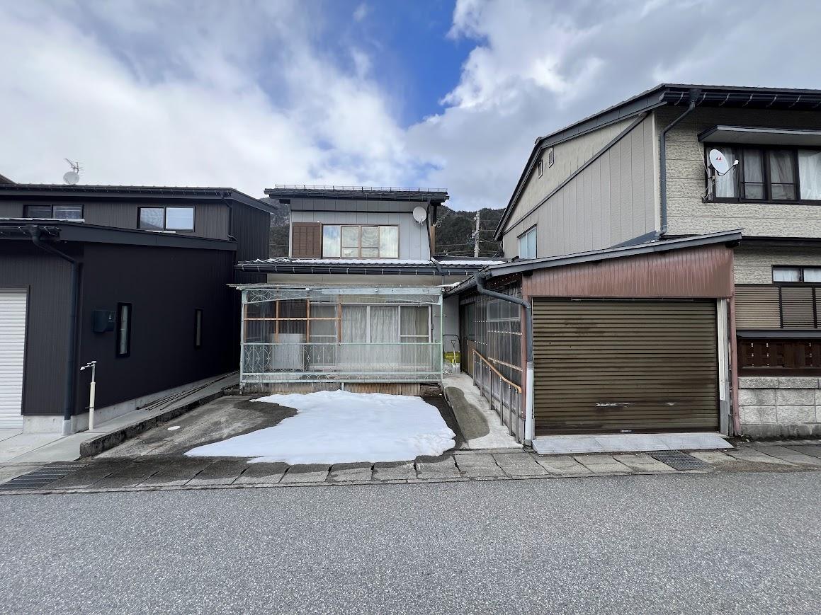 detached 神岡町